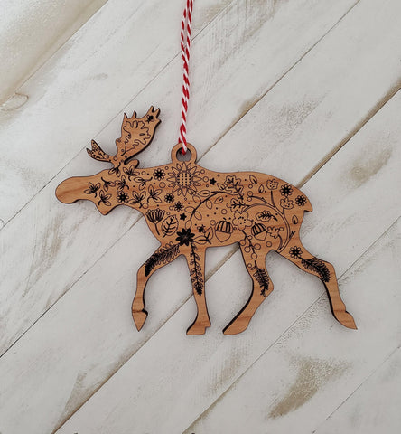 Swedish Folk Art Moose Wooden Ornament, Scandinavian Folk Art Moose Christmas Ornament, Secret Santa Gift, Folk Art Home Decor