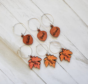 Acorns and Leaves Drink Charms, Fall Acorn Leaf Wine Charms, Thanksgiving Table Decor, Gift for Hostess or Bestie